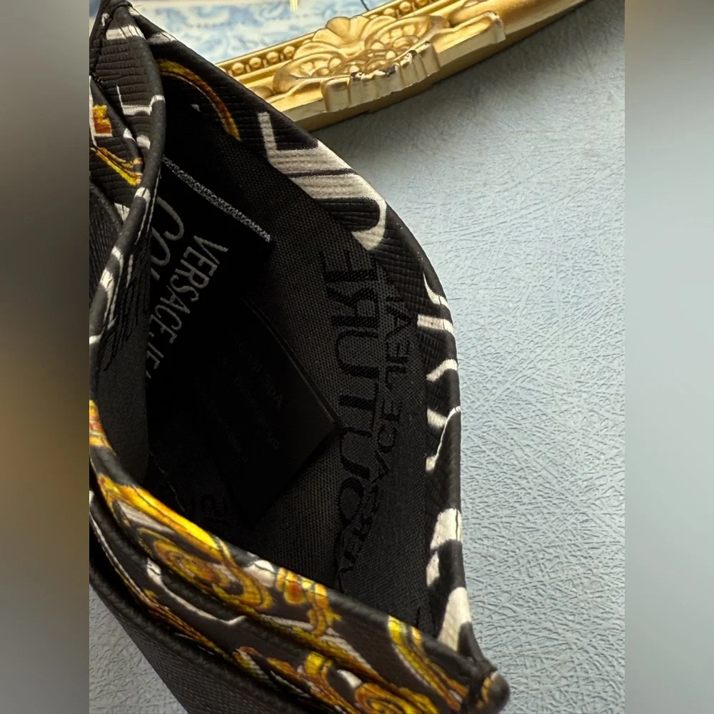 🆕 VERSACE JEANS COUTURE 🧿 NWOT Garland Credit Card Holder